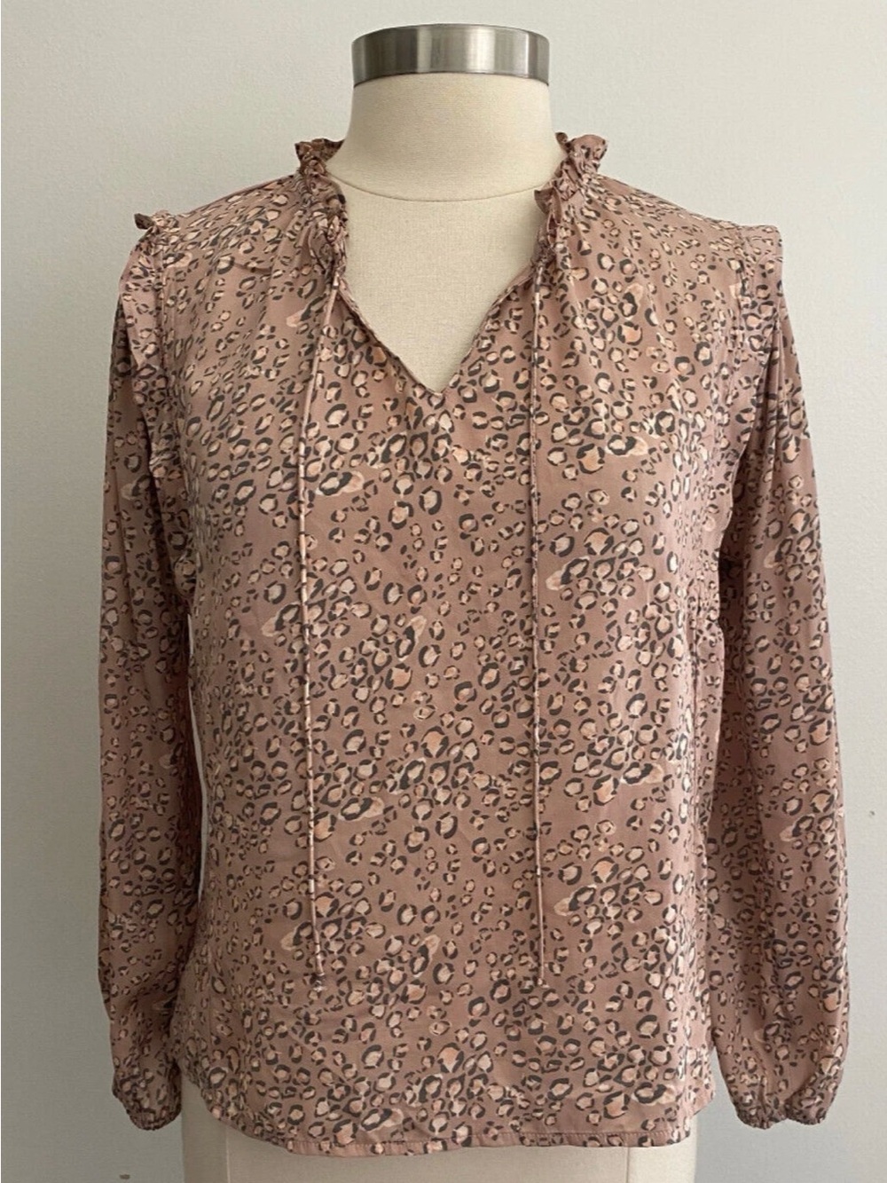 Dolan / Anthropologie Leopard-Print Long Sleeve Tie-Neck Blouse in Mauve - Picture 2 of 5